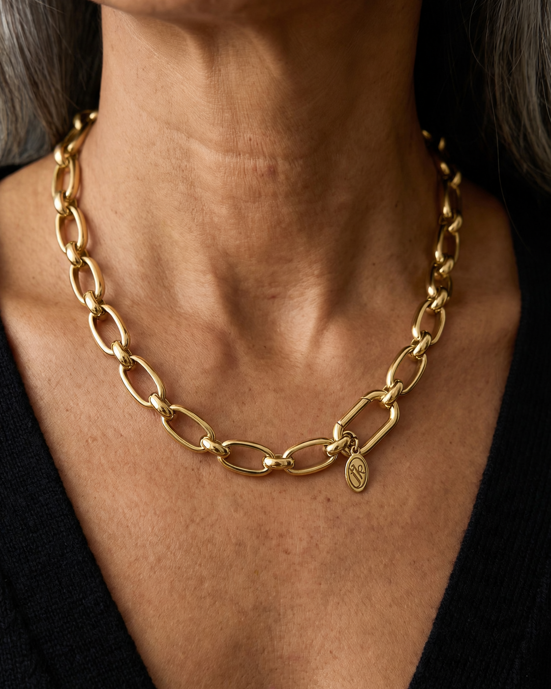 Short Chunky Chain Necklace Gold
